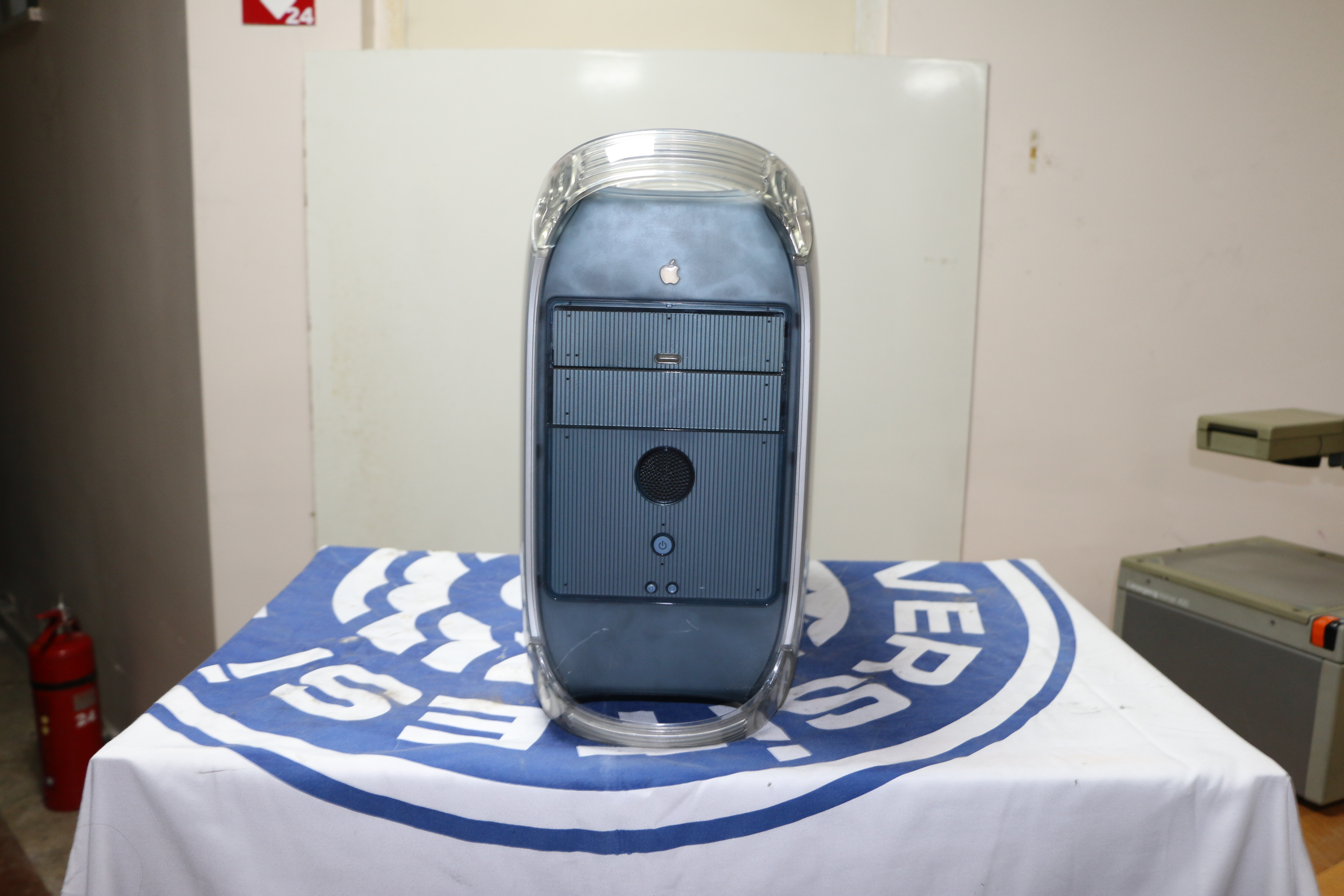 Apple Power Mac G4 (Graphite)